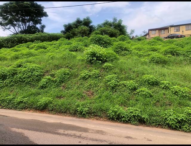 12,895M² VACANT LAND FOR SALE IN KENVILLE